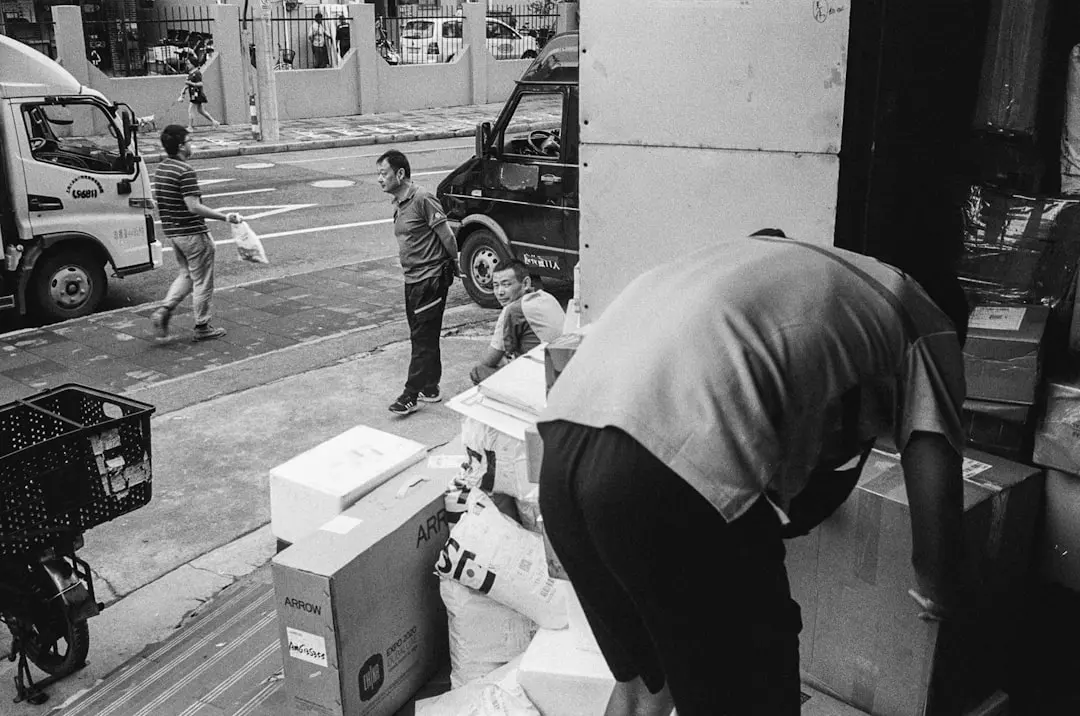 重庆美甲加盟整店输出模式解析：从选址到开业的全流程支持封面图